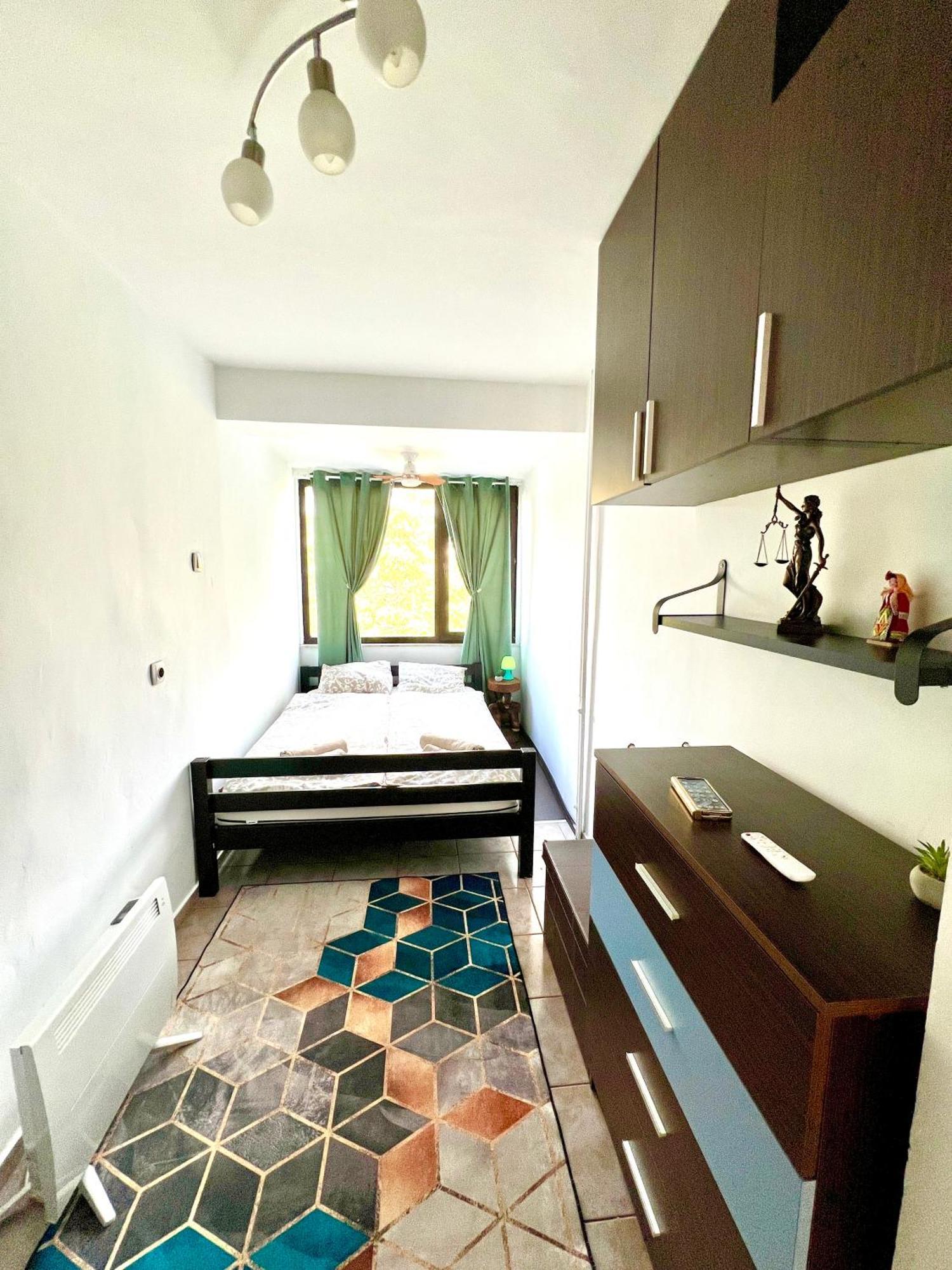 صوفيا The Green Apartment - Free Parking المظهر الخارجي الصورة